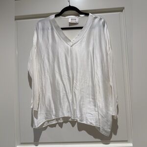 Brand Bazar Long Sleeve White Blouse - One Size